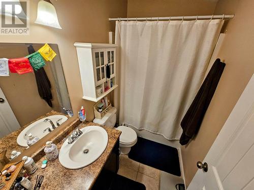 2220 Pine Street, Prince George, BC - Indoor Photo Showing Bathroom