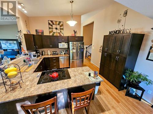 2220 Pine Street, Prince George, BC - Indoor Photo Showing Kitchen