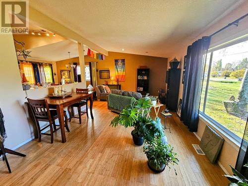 2220 Pine Street, Prince George, BC - Indoor Photo Showing Dining Room