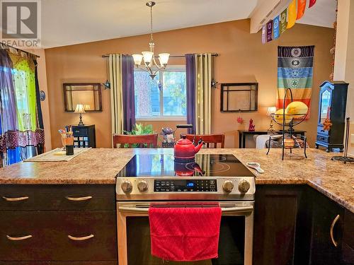 2220 Pine Street, Prince George, BC - Indoor Photo Showing Kitchen