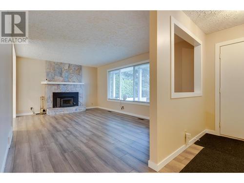 2895 Wildwood Crescent, Prince George, BC - Indoor Photo Showing Living Room With Fireplace