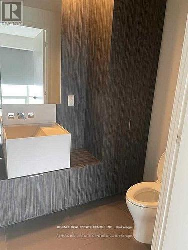 5107 - 1 Bloor Street, Toronto, ON - Indoor Photo Showing Bathroom