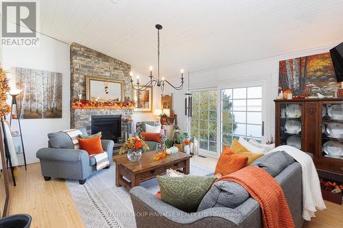 271 Snug Harbour Road, Kawartha Lakes (Lindsay), ON - Indoor Photo Showing Living Room With Fireplace