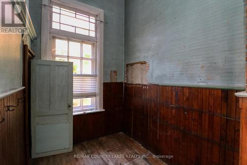 678 Sandringham Road, Kawartha Lakes, ON - Indoor Photo Showing Other Room