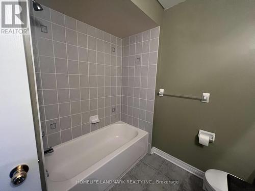 46 Jonas Millway, Whitchurch-Stouffville, ON - Indoor Photo Showing Bathroom