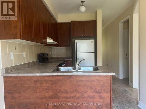 46 Jonas Millway, Whitchurch-Stouffville, ON - Indoor Photo Showing Kitchen With Double Sink