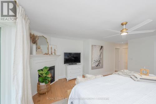 27 Tweedle Street, Halton Hills, ON - Indoor Photo Showing Bedroom