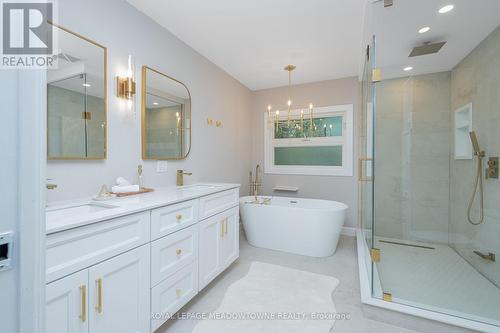 27 Tweedle Street, Halton Hills, ON - Indoor Photo Showing Bathroom