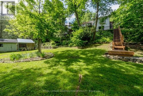 27 Tweedle Street, Halton Hills, ON - Outdoor