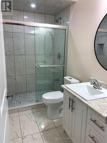 9051 Eighth Line, Halton Hills, ON - Indoor Photo Showing Bathroom