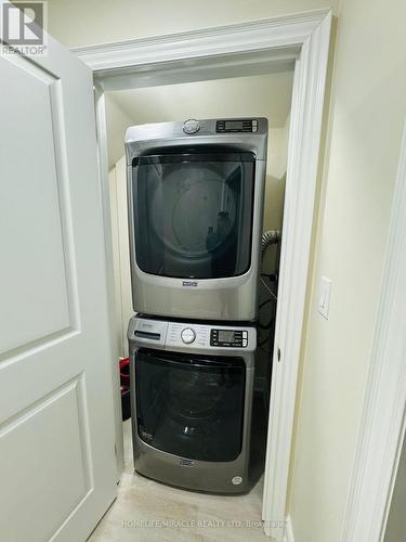 84 Bermondsey Way, Brampton, ON - Indoor Photo Showing Laundry Room