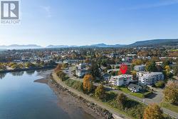 Aerial view with a water and mountain view - 