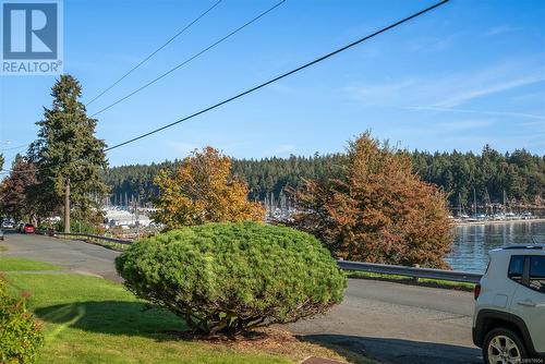 101 145 Newcastle Ave, Nanaimo, BC - Outdoor With View