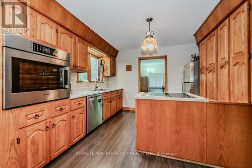 5822 2Nd Line, Erin, ON - Indoor Photo Showing Kitchen With Double Sink