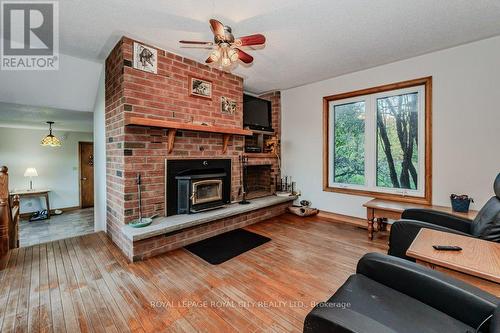 5822 2Nd Line, Erin, ON - Indoor Photo Showing Living Room With Fireplace