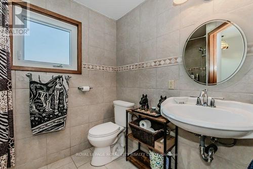 5822 2Nd Line, Erin, ON - Indoor Photo Showing Bathroom