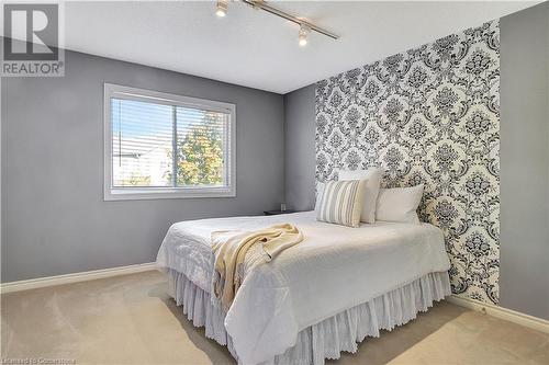 764 Saginaw Parkway, Cambridge, ON - Indoor Photo Showing Bedroom