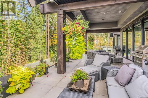 2655 Steve Ellis Rd, Nanaimo, BC - Outdoor With Deck Patio Veranda With Exterior