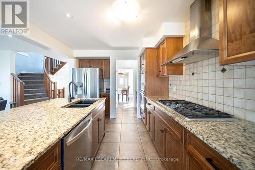 8 Oakes Court, Guelph, ON - Indoor Photo Showing Kitchen With Double Sink With Upgraded Kitchen