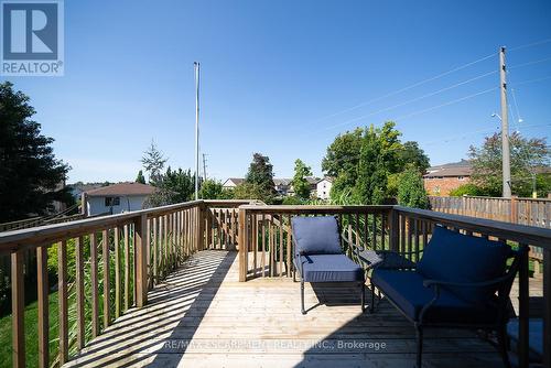 8 Oakes Court, Guelph, ON - Outdoor With Deck Patio Veranda With Exterior