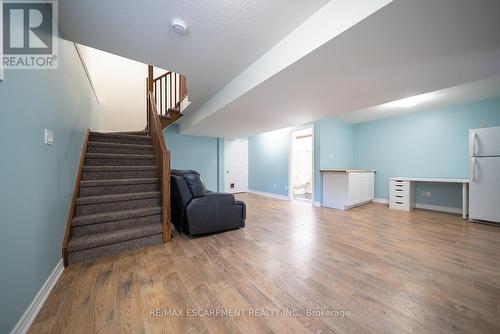 8 Oakes Court, Guelph, ON - Indoor Photo Showing Other Room