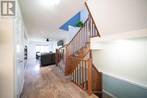 8 Oakes Court, Guelph, ON - Indoor Photo Showing Other Room