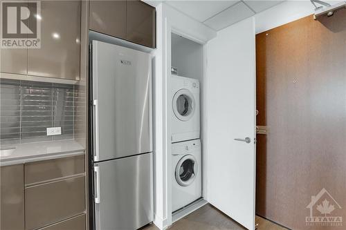 199 Slater Street Unit#1503, Ottawa, ON - Indoor Photo Showing Laundry Room