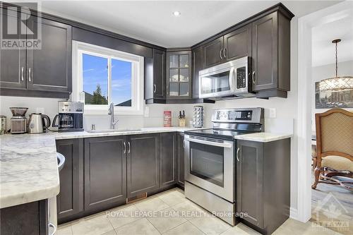 638 Robert Hill Street, Mississippi Mills, ON - Indoor Photo Showing Kitchen