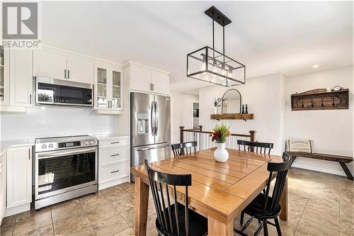 You will fall in love with this sweet country kitchen. - 126 Code Road, Perth, ON - Indoor Photo Showing Dining Room