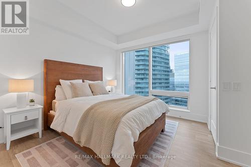 4103 - 10 York Street, Toronto, ON - Indoor Photo Showing Bedroom