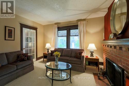 34 Northview Avenue, Toronto, ON - Indoor Photo Showing Living Room With Fireplace