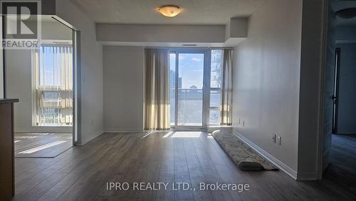 1805 - 215 Queen Street E, Brampton, ON - Indoor Photo Showing Other Room