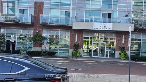 1805 - 215 Queen Street E, Brampton, ON - Outdoor