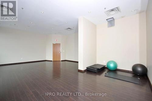 1805 - 215 Queen Street E, Brampton, ON - Indoor Photo Showing Other Room