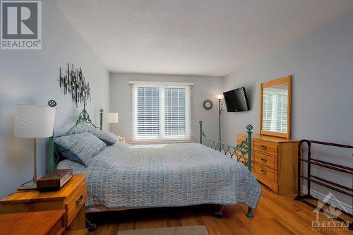 58 Allenby Road, Ottawa, ON - Indoor Photo Showing Bedroom