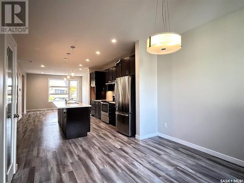 1317 8Th Avenue N, Saskatoon, SK - Indoor Photo Showing Kitchen With Upgraded Kitchen