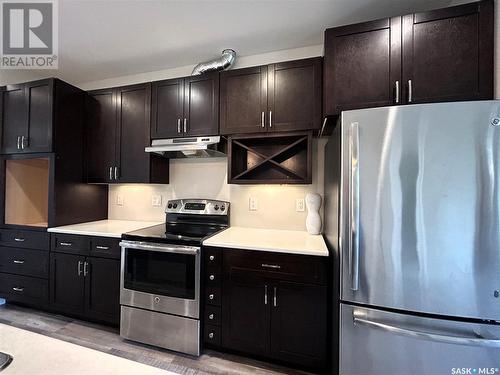 1317 8Th Avenue N, Saskatoon, SK - Indoor Photo Showing Kitchen With Stainless Steel Kitchen