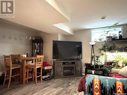 1317 8Th Avenue N, Saskatoon, SK - Indoor