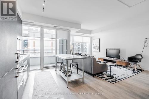 415 - 158 Front Street E, Toronto, ON - Indoor