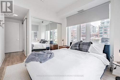 415 - 158 Front Street E, Toronto, ON - Indoor Photo Showing Bedroom