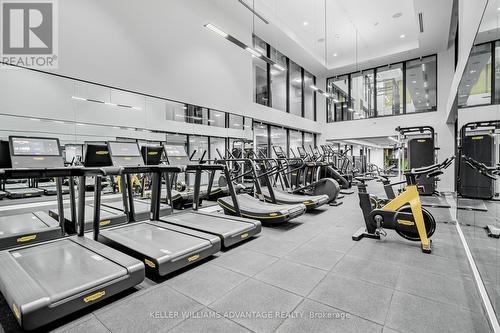 415 - 158 Front Street E, Toronto, ON - Indoor Photo Showing Gym Room