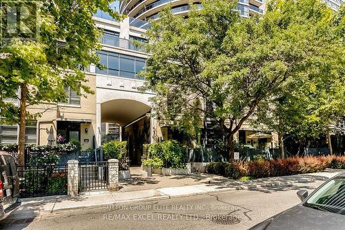 1205 - 21 Carlton Street, Toronto, ON - Outdoor