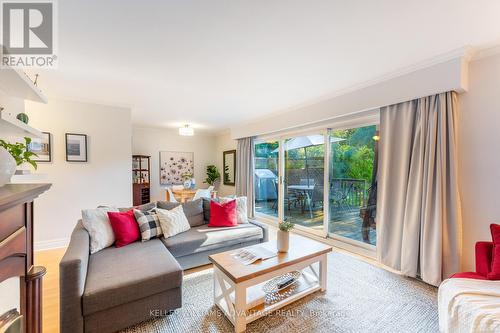 48 Gondola Crescent, Toronto, ON - Indoor Photo Showing Living Room