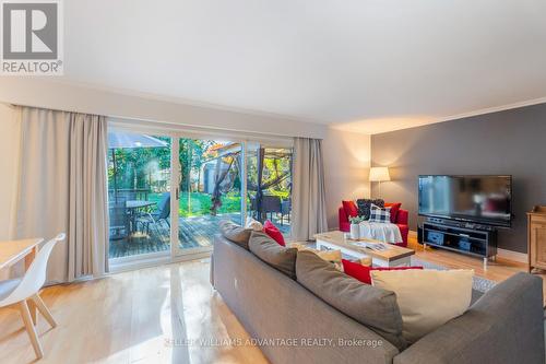 48 Gondola Crescent, Toronto, ON - Indoor Photo Showing Living Room