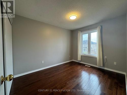 66 Tincomb Crescent, Whitby, ON - Indoor Photo Showing Other Room