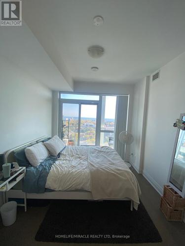 1605 - 55 Speers Road, Oakville, ON - Indoor Photo Showing Bedroom