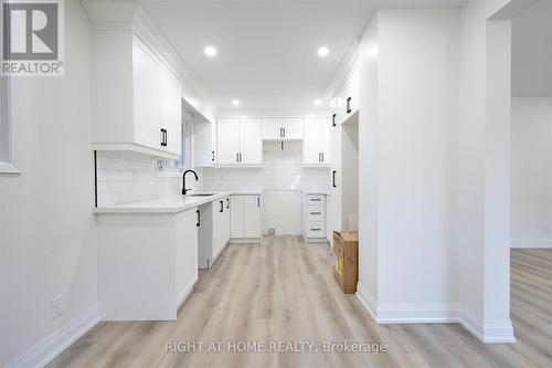 809 Helen Crescent, Pickering (Bay Ridges), ON - Indoor Photo Showing Kitchen