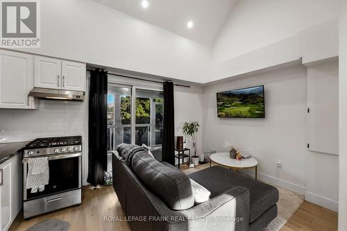 70 Wiltshire Avenue, Toronto (Weston-Pellam Park), ON - Indoor Photo Showing Kitchen