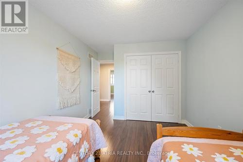 6 Pipers Green Avenue, Toronto, ON - Indoor Photo Showing Bedroom