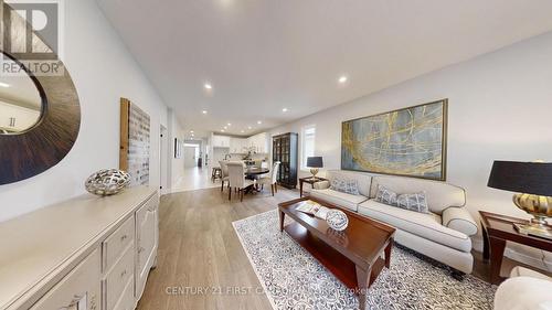 23 - 1960 Evans Boulevard, London, ON - Indoor Photo Showing Living Room